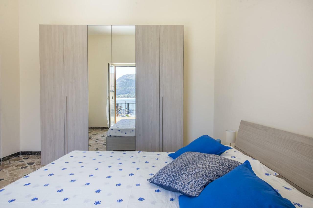 Casetta Vista Mare In Piazza A Mondello Палермо Екстериор снимка