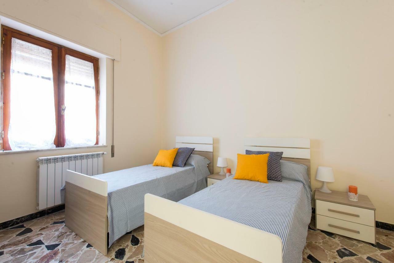 Casetta Vista Mare In Piazza A Mondello Палермо Екстериор снимка
